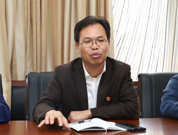 陈祖训讲话。李立云 摄1.jpg