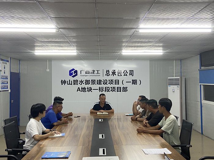 座谈会现场。韦秀丽 摄.jpg