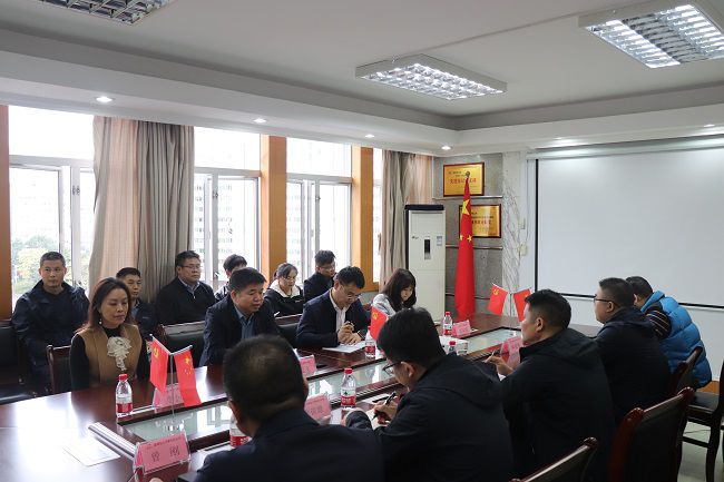 岑廷义宣贯人事任免决定。杨明皓 摄（建图）.jpg